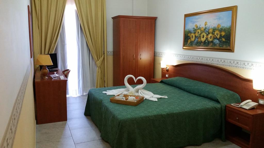 Grand Hotel Stella Maris Italia Palmi Buitenkant foto